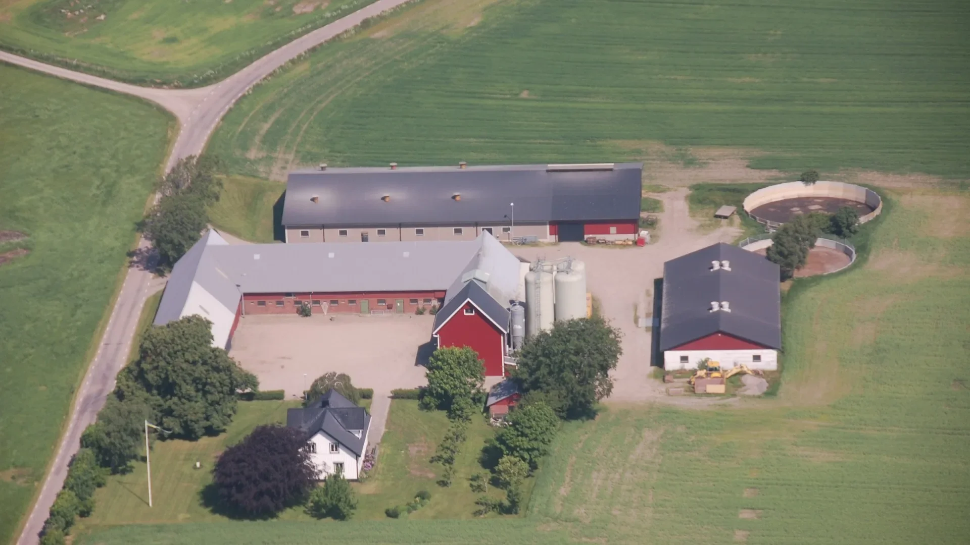 Flygfoto över Skräddaregård i Rävinge